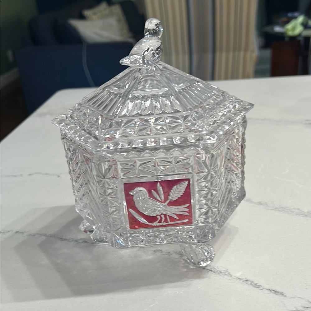 Hofbauer Red Byrd Lidded Trinket Box with Bird Design